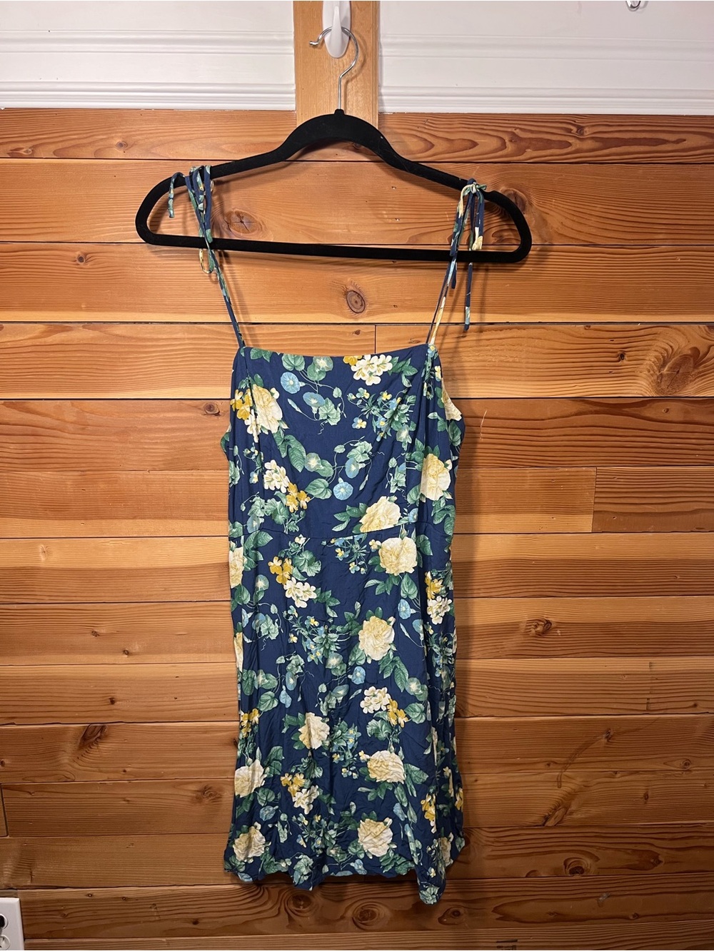 Old Navy Navy Floral Tie-Shoulder Mini Dress